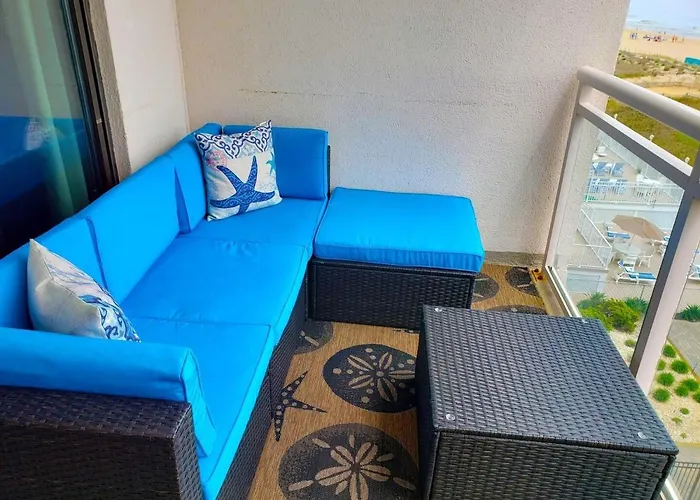 Apartment Towers 402